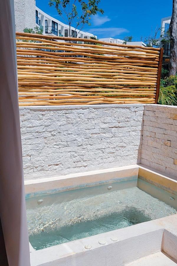 Junior Suite Private Pool