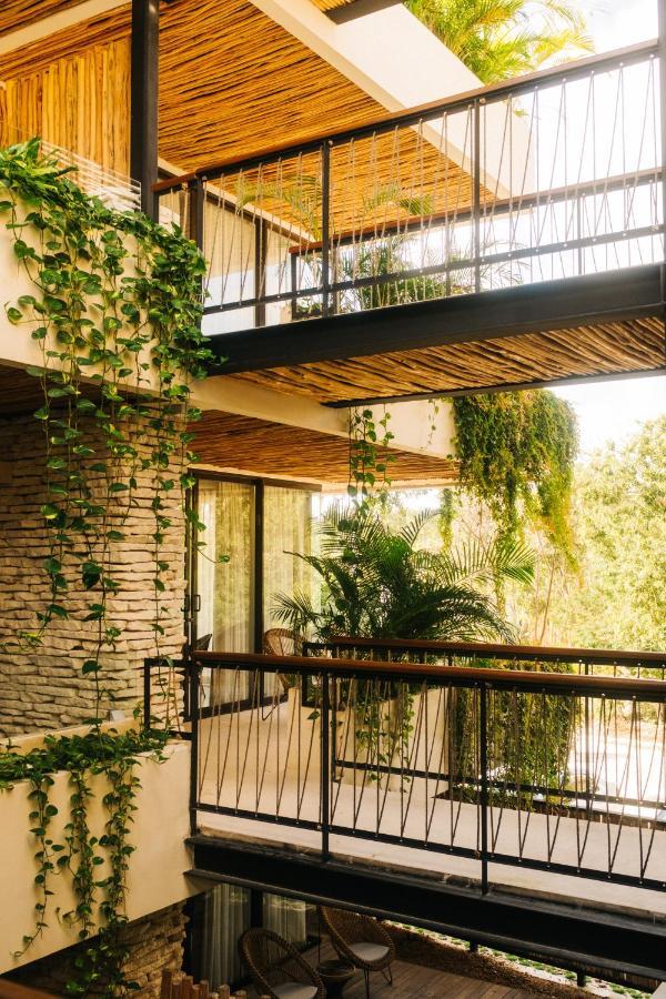 Appartement de Luxe Jungle 4 Chambres avec 2 Lits King-Size, 4 Lits Simples et 1 Canapé-Lit King-Size - Vue sur Jardin