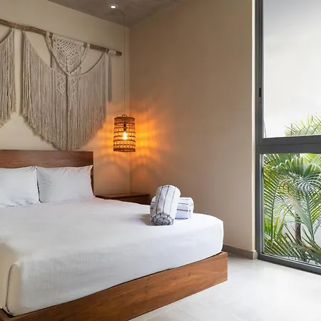 Luxury And Family Condo In La Veleta-3