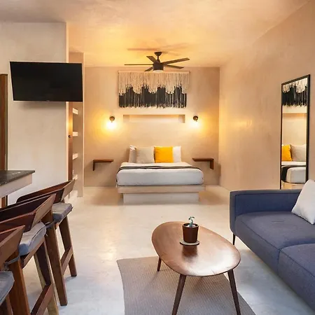 Ujo Condo Boutique-2