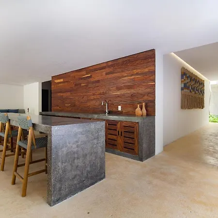 Iik Tulum Ph A402-2
